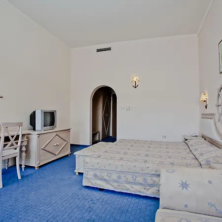 Ośrodek wypoczynkowy Royal Park 4*