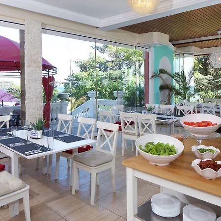 Ośrodek wypoczynkowy Royal Park 4*